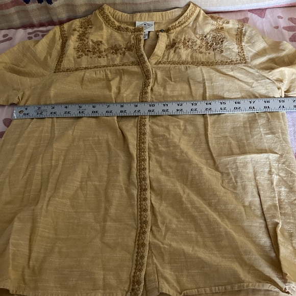 St. John’s bay Embroidered shirt - Picture 9 of 12